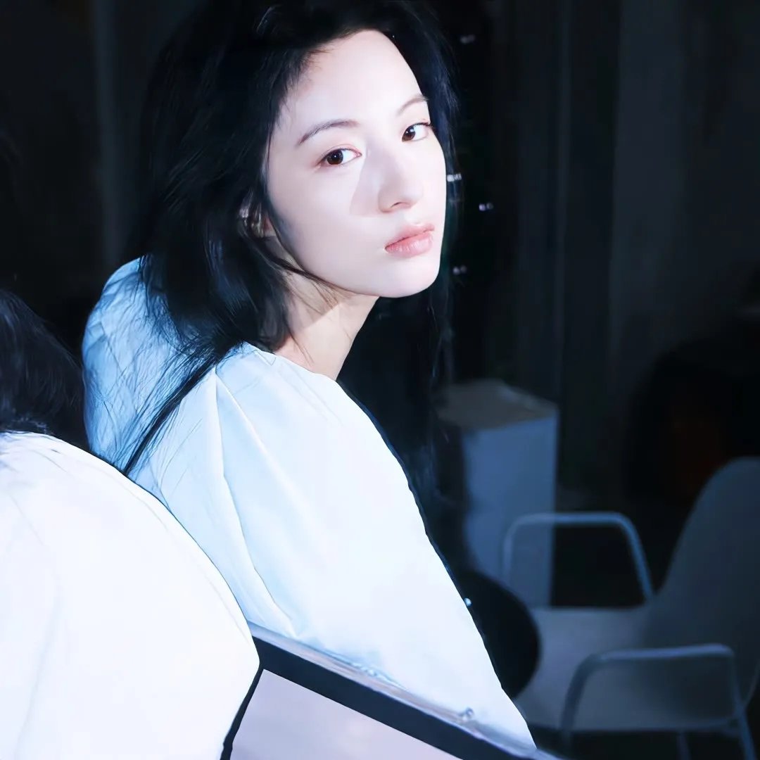 回村后我被全网直播了